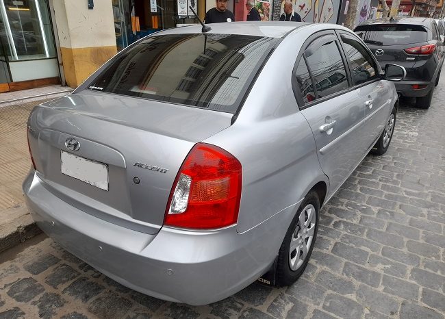 
								Hyundai Accent  GL PS full									