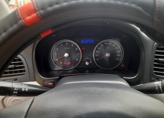 
								Hyundai Accent  GL PS full									