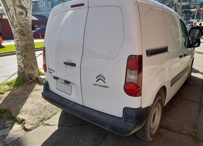 
								Citroen Berlingo full									