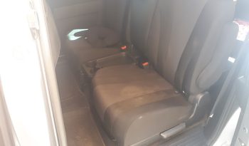 
										Mazda 5V Aut. 3ra corrida de asiento full									