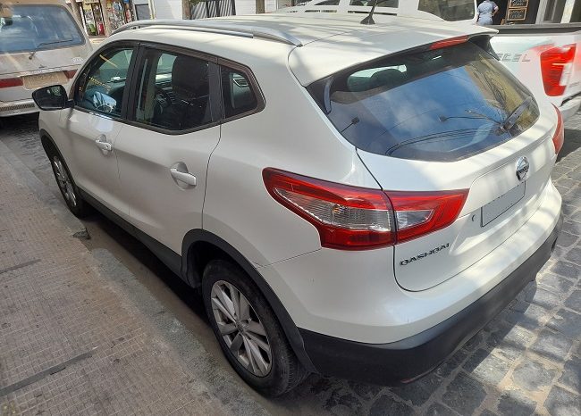 
								Nissan Qashqai Automatica full									