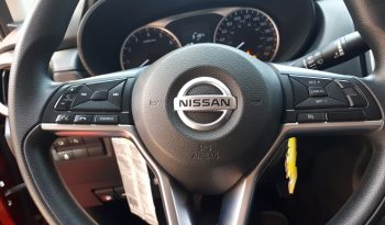 
										Nissan Versa Sence MT full									