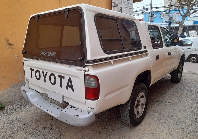 TOYOTA  HI LUX  STD  Dcab. 4X4