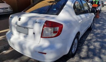 
										Suzuki  SX4  GLX  Sport full									