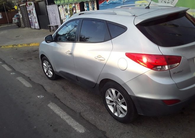 
								Hyundai Tucson Automatica full									