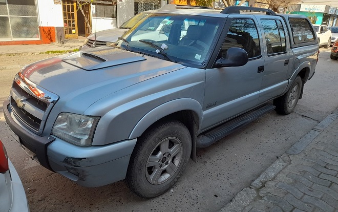 Chevrolet  S-10 Apache III