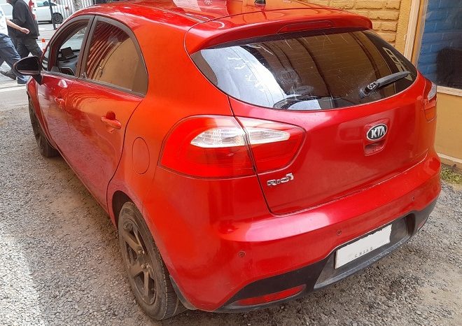 Kia Rio 5  EX