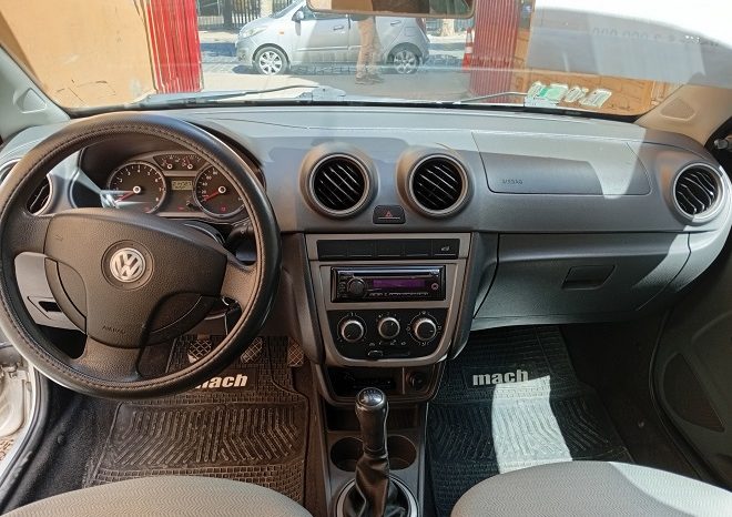 
								Volkswagen New Gol full									