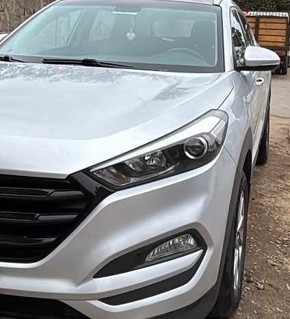 Hyundai  Tucson AT